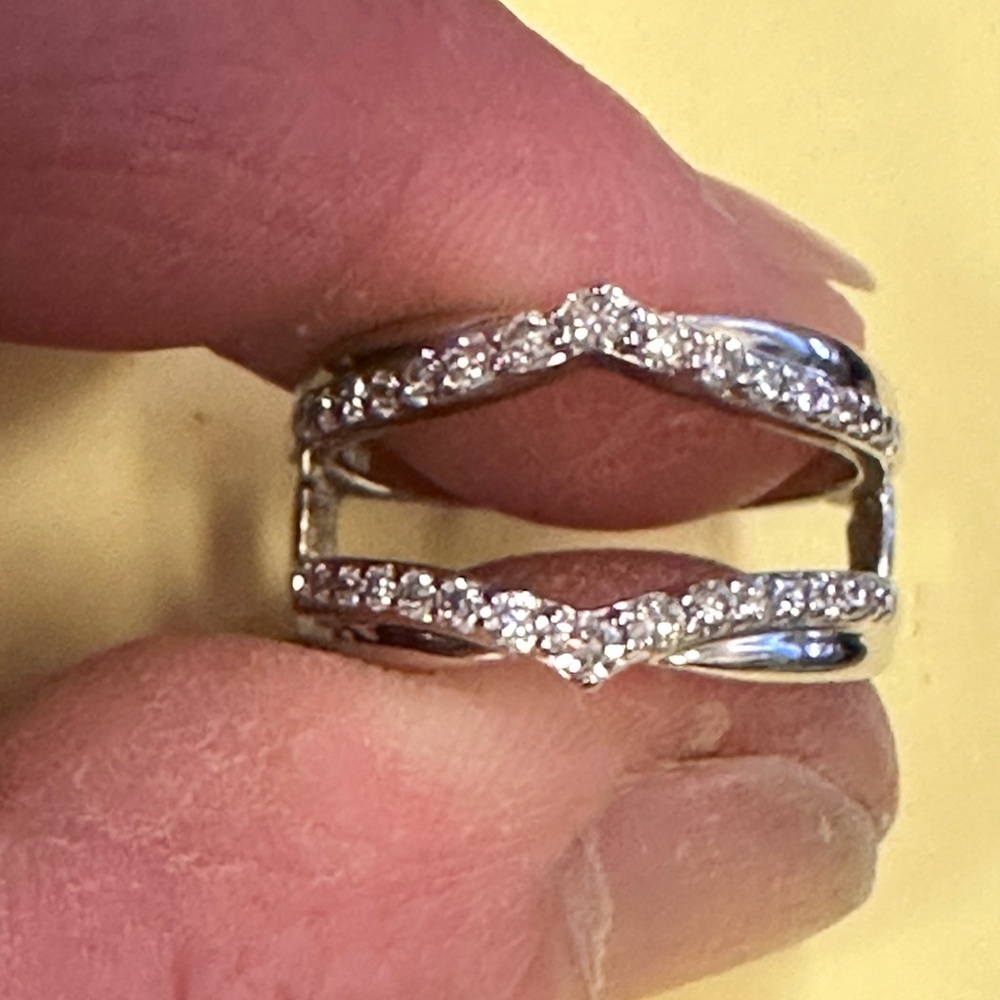 14 k Zales Enhancer/ Ring Guard